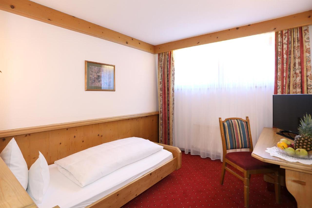 Hotel Almhof Neustift im Stubaital Ngoại thất bức ảnh
